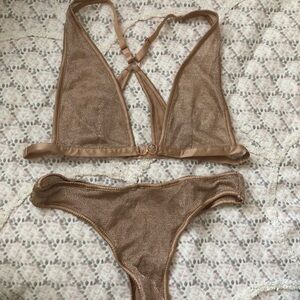 Victoria’s Secret Gold/Tan metallic Set in size Large like new